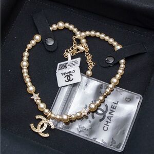 Chanel. women's necklace